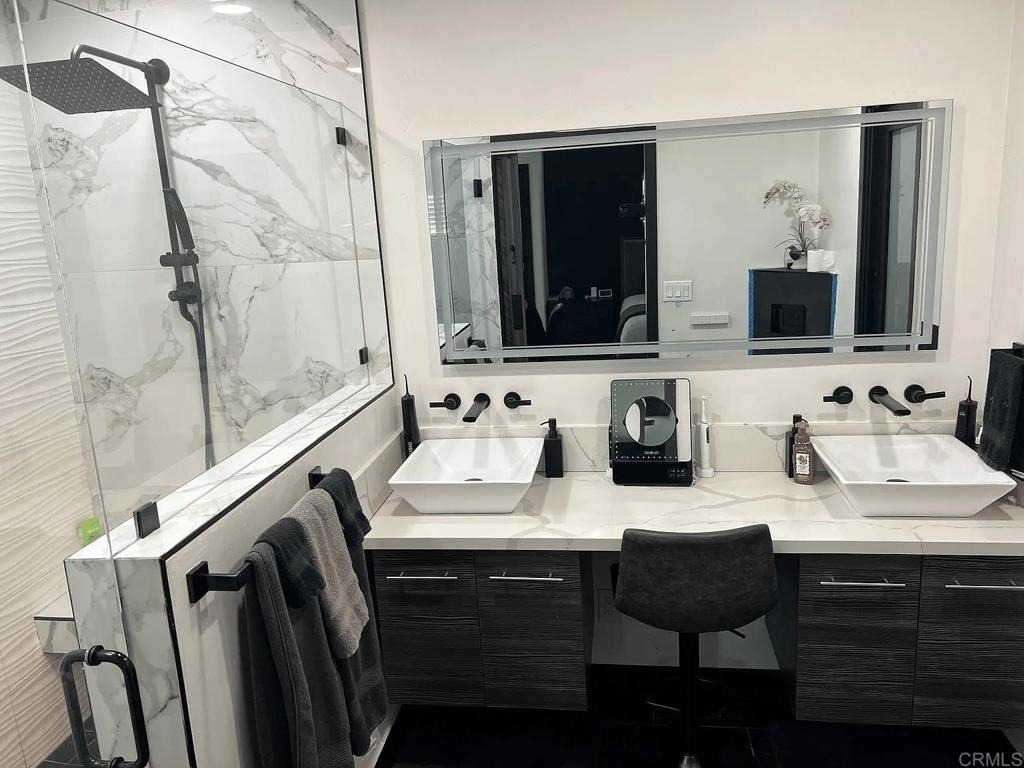 823 Gwen Street - Photo 10
