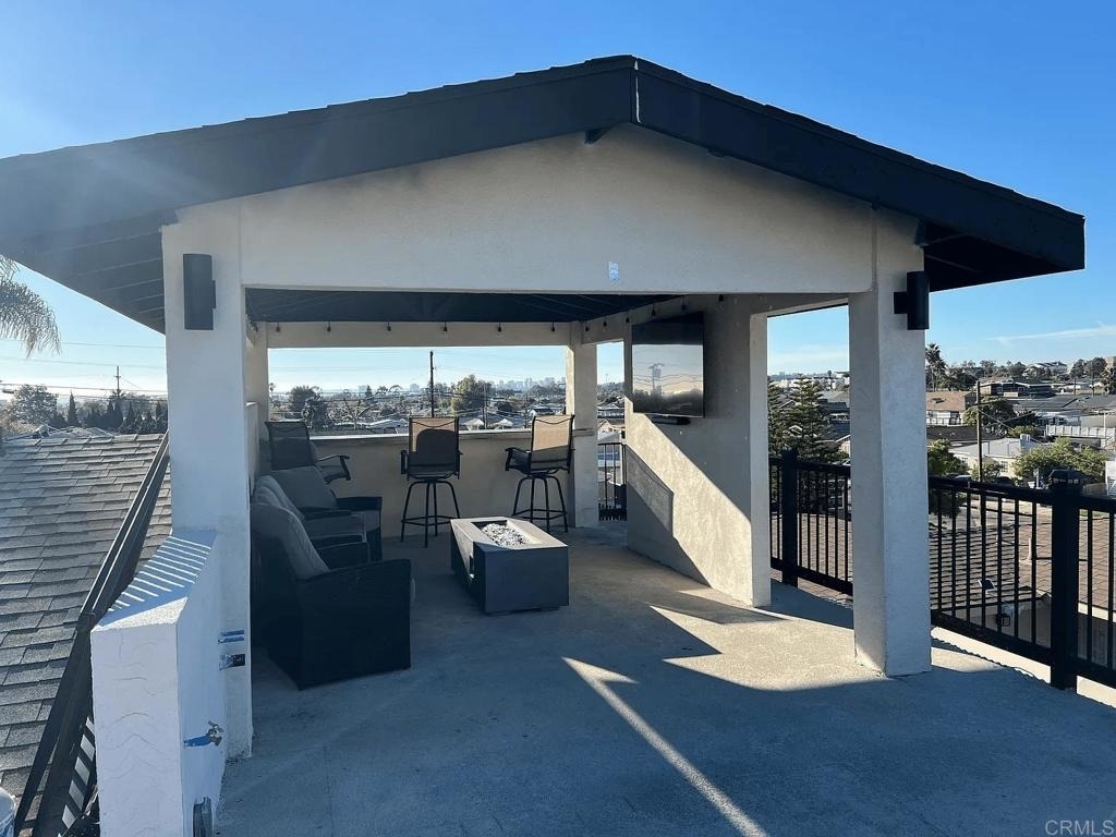 823 Gwen Street - Photo 12
