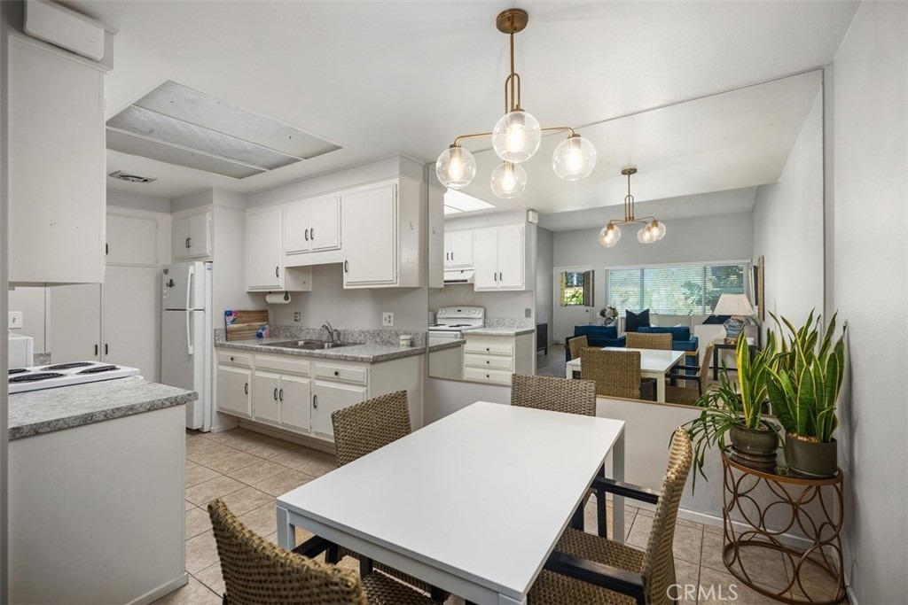 956 Calle Aragon - Photo 14