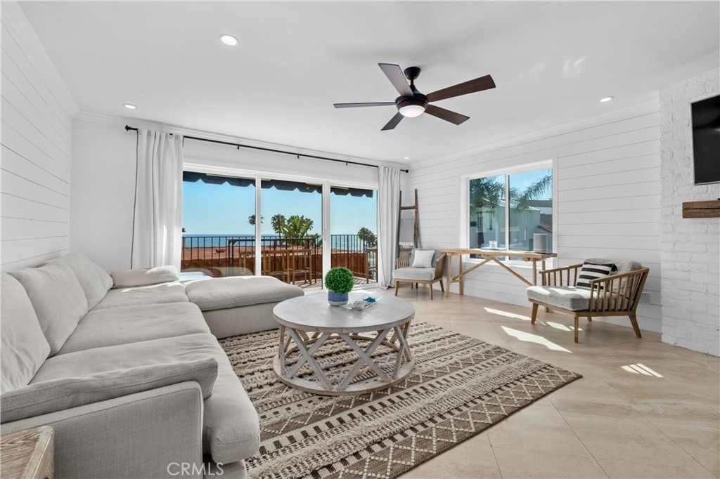 515 Monterey - Photo 1
