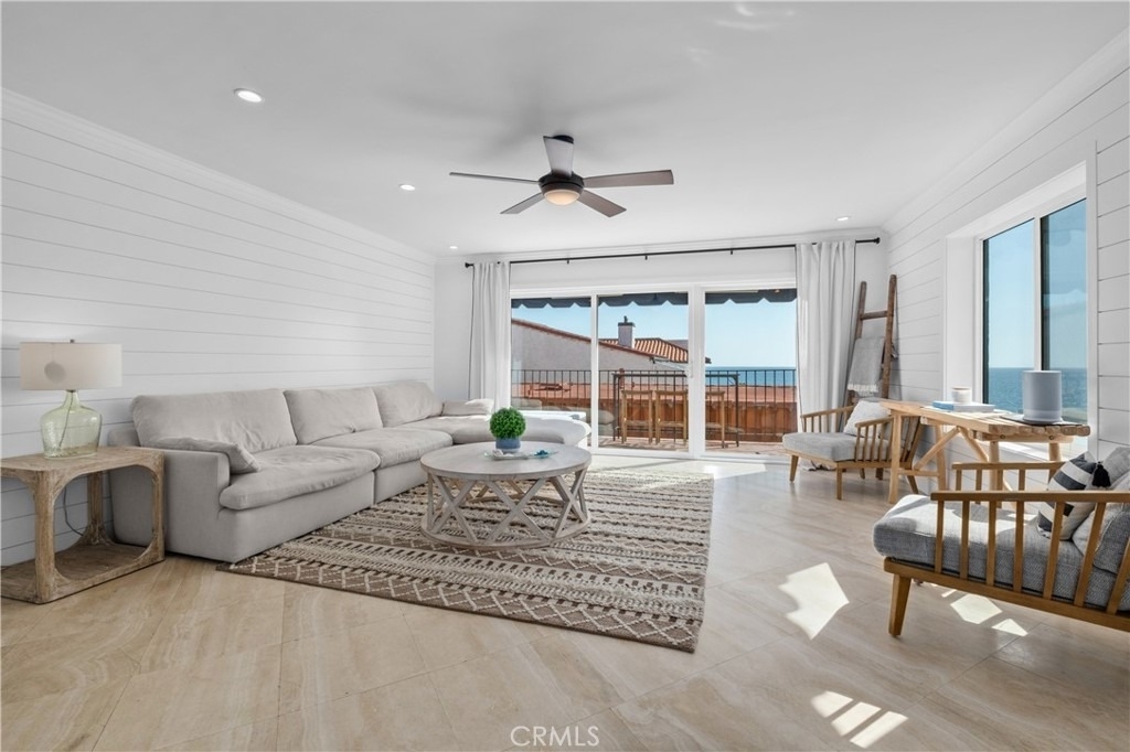 515 Monterey - Photo 2