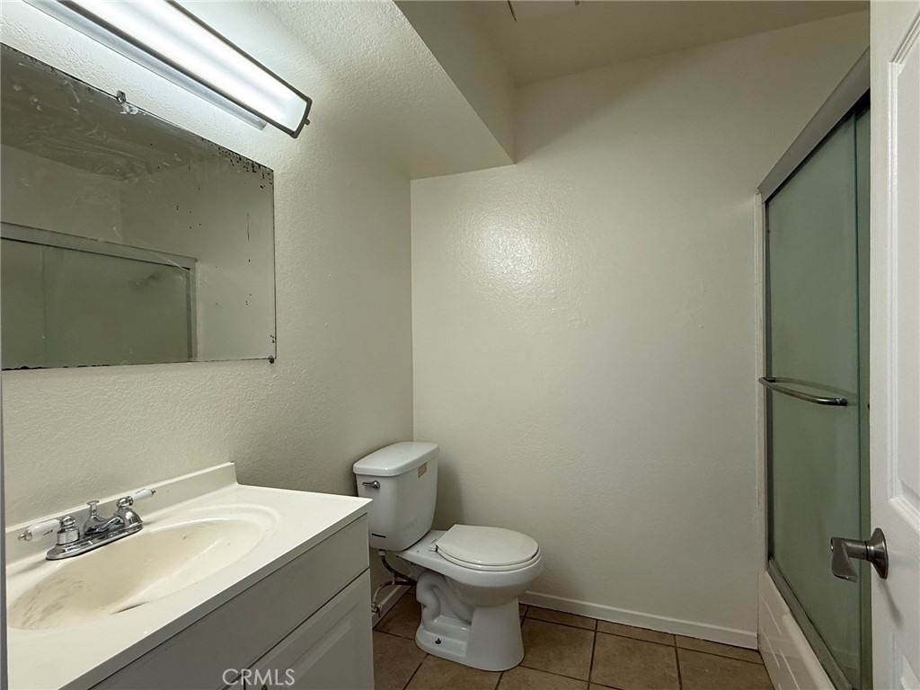 25 Naomi Street - Photo 6