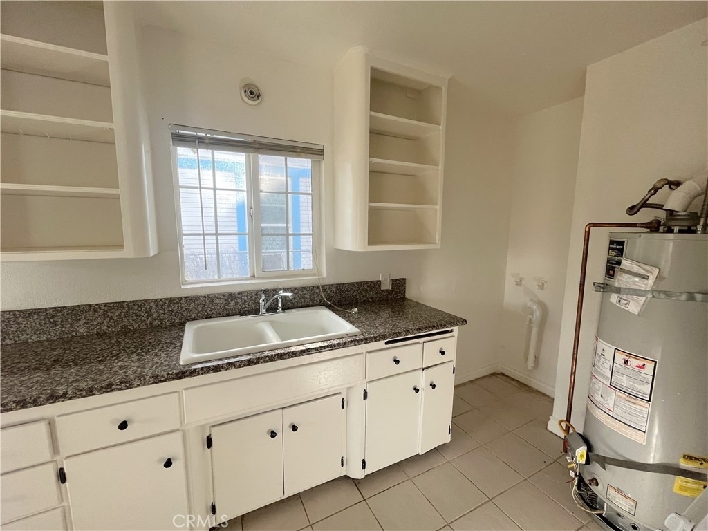 3855 Locust - Photo 8