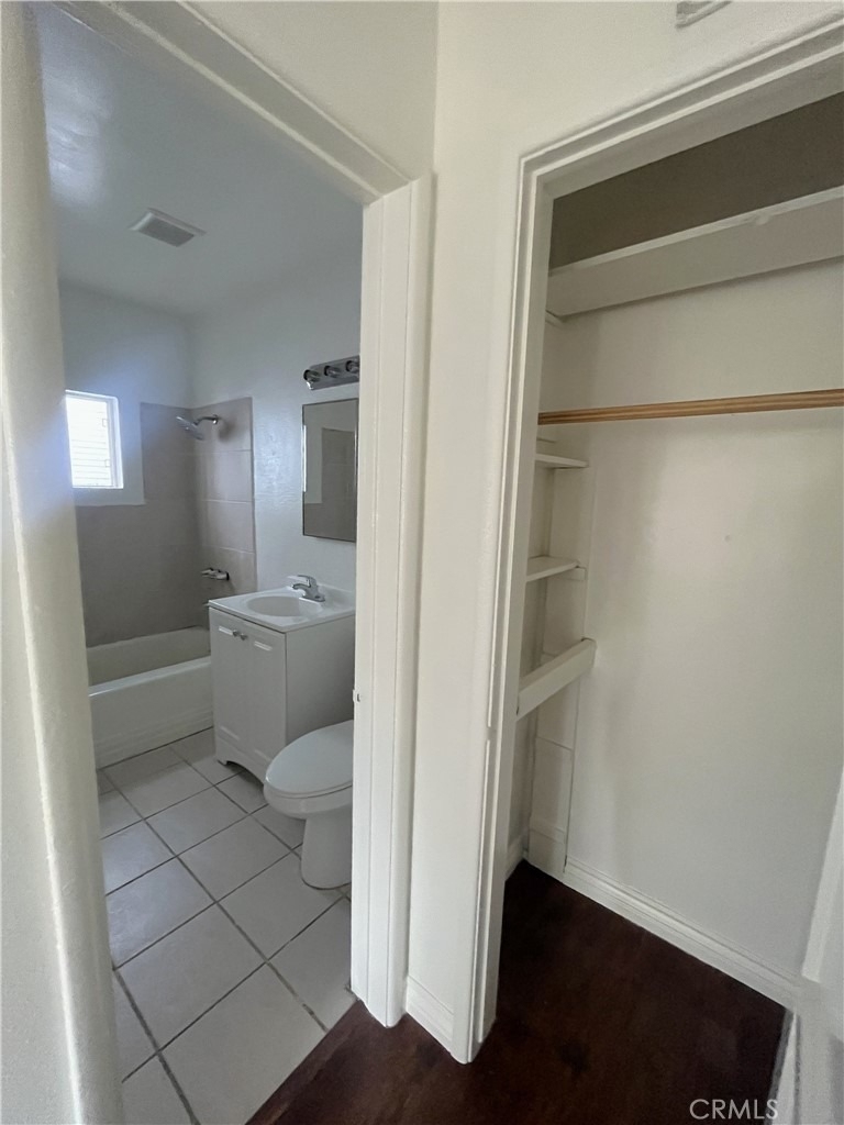 3855 Locust - Photo 13