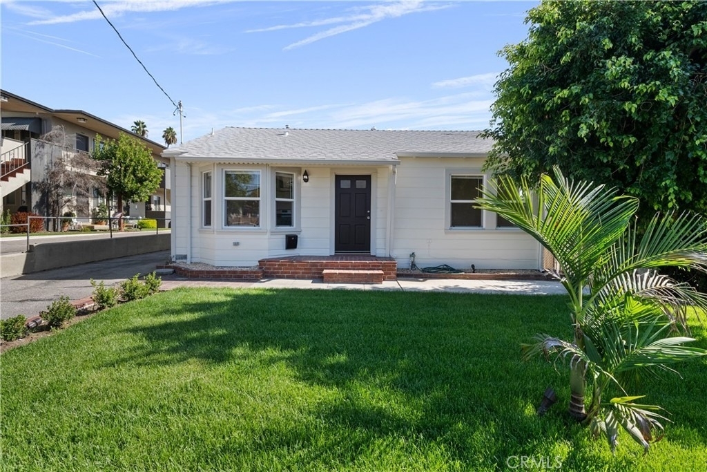 3820 Orangedale - Photo 0