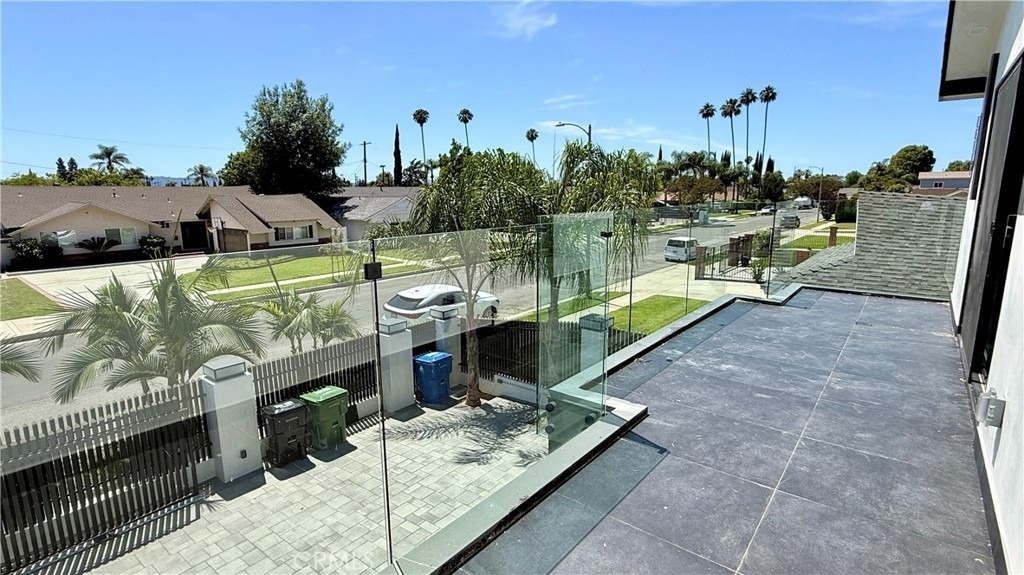 16015 Acre St - Photo 7