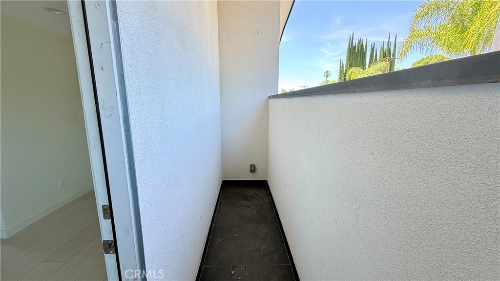 16015 Acre St - Photo 9