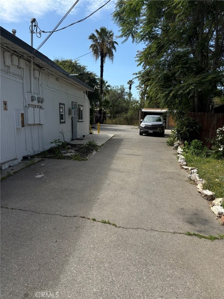 2618 4th - Photo 13