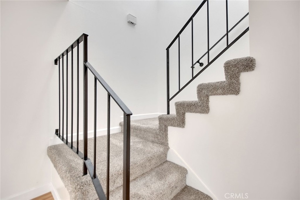 1460 Forest Glen - Photo 14