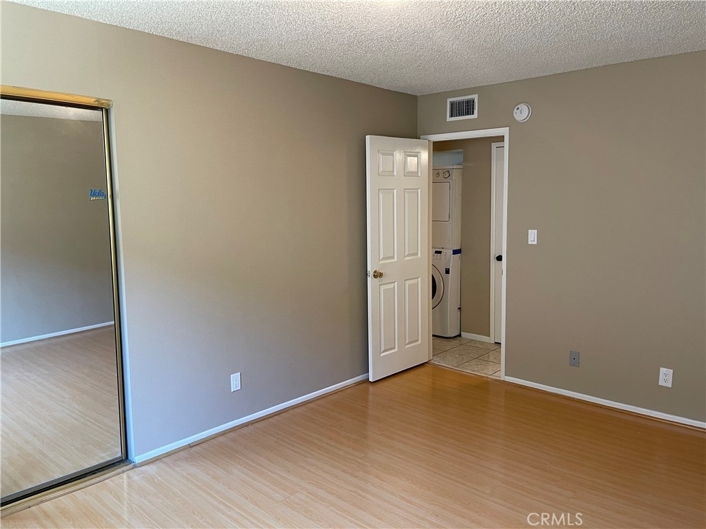 434 E Tujunga Avenue - Photo 18