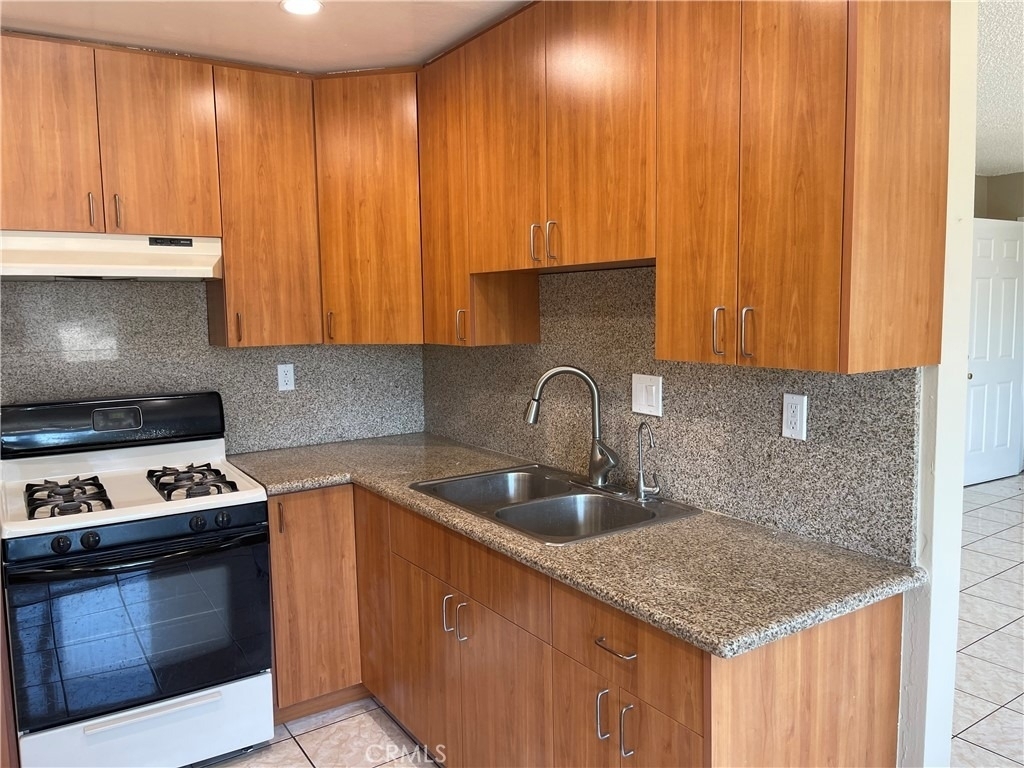 434 E Tujunga Avenue - Photo 7