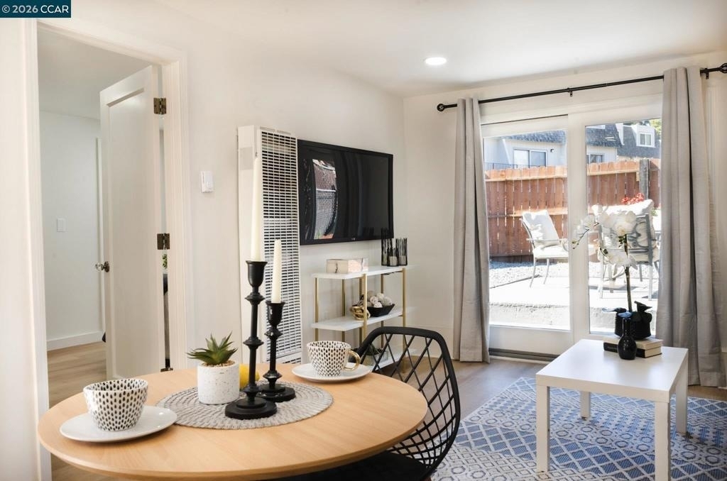 4815 Appian Way - Photo 1