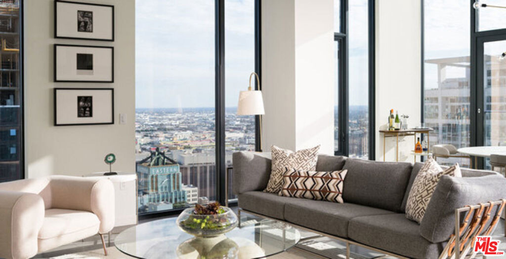 801 S Olive Street - Photo 40