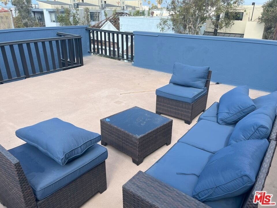 36 Brooks Avenue - Photo 2
