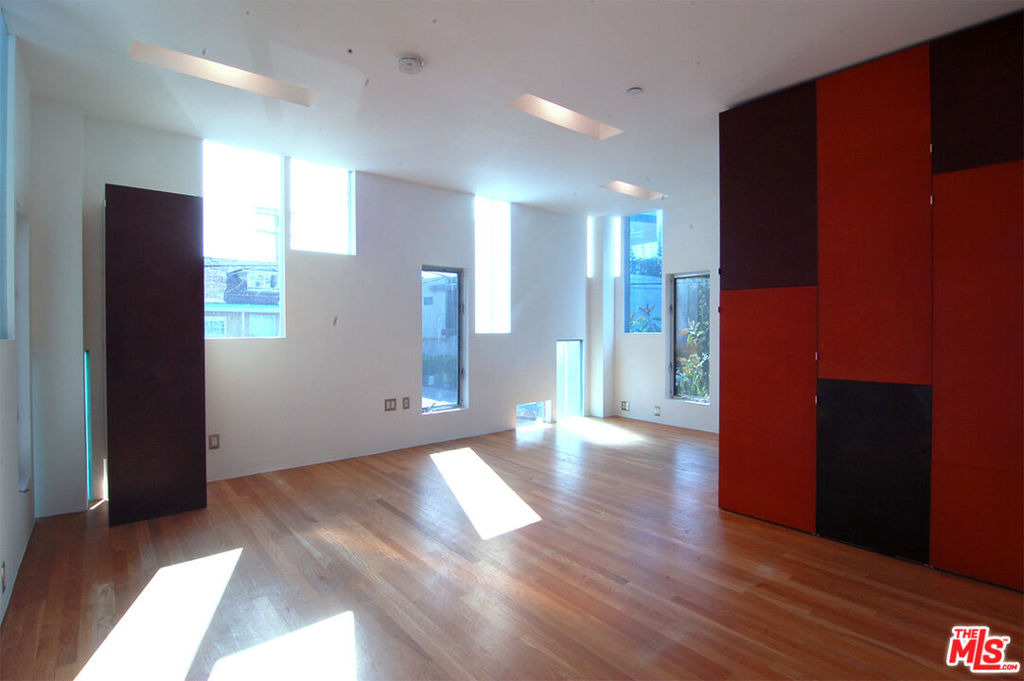 116 Pacific Avenue - Photo 8