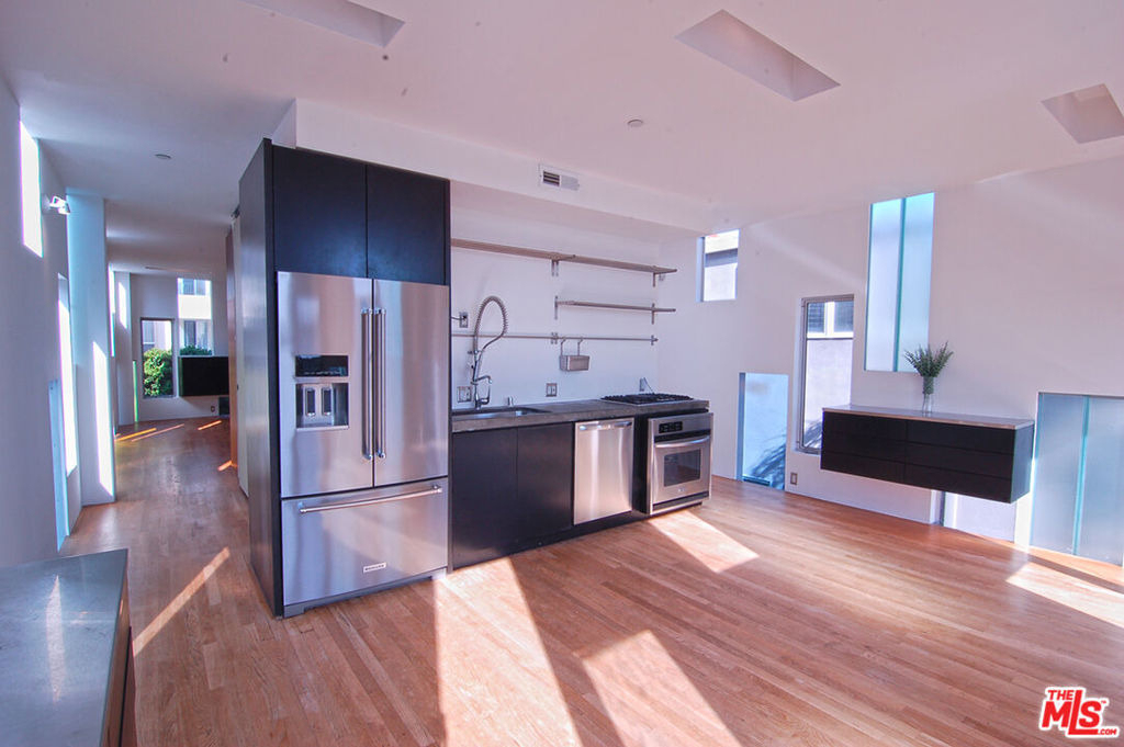 116 Pacific Avenue - Photo 13