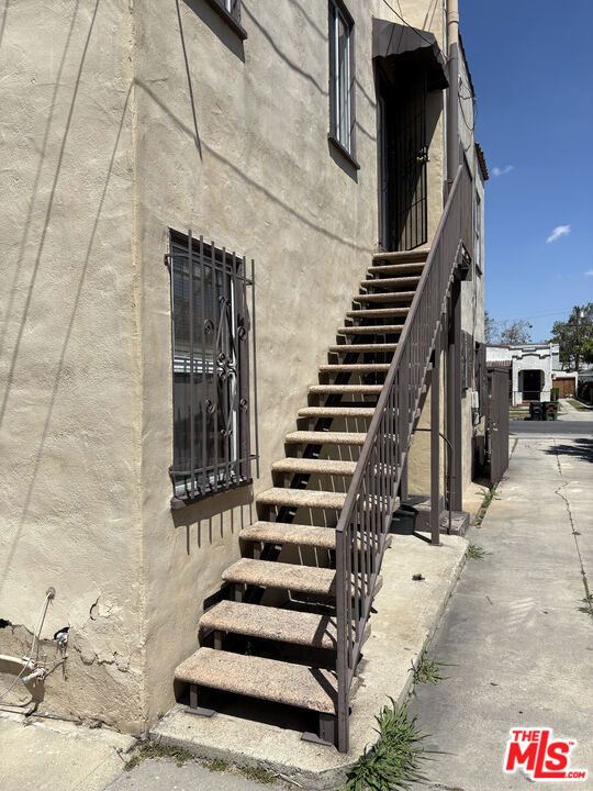 1052 W 60th Place - Photo 6