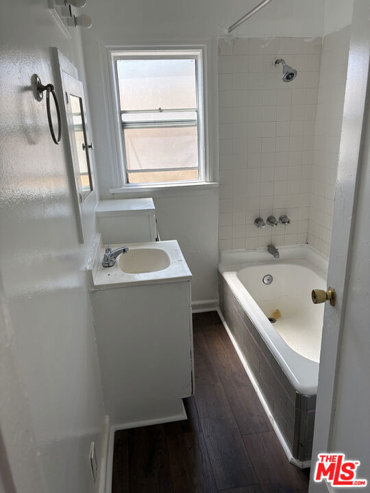 1052 W 60th Place - Photo 4