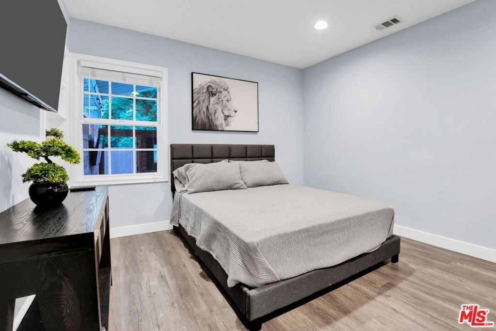 8345 White Oak Avenue - Photo 20