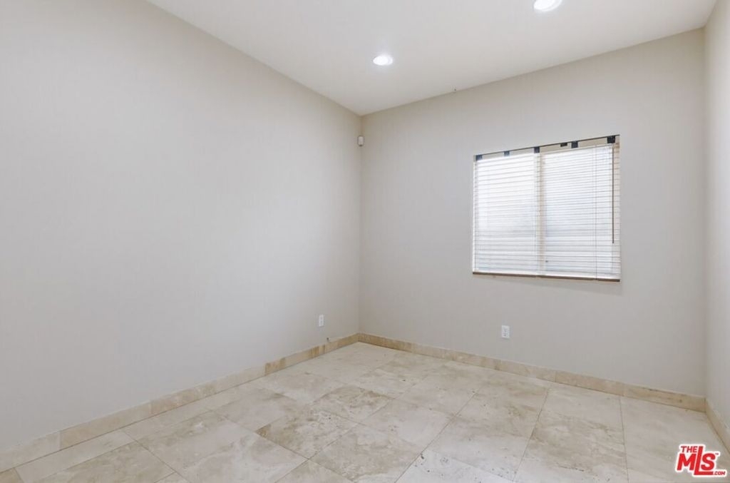 5187 Knollwood Way - Photo 18