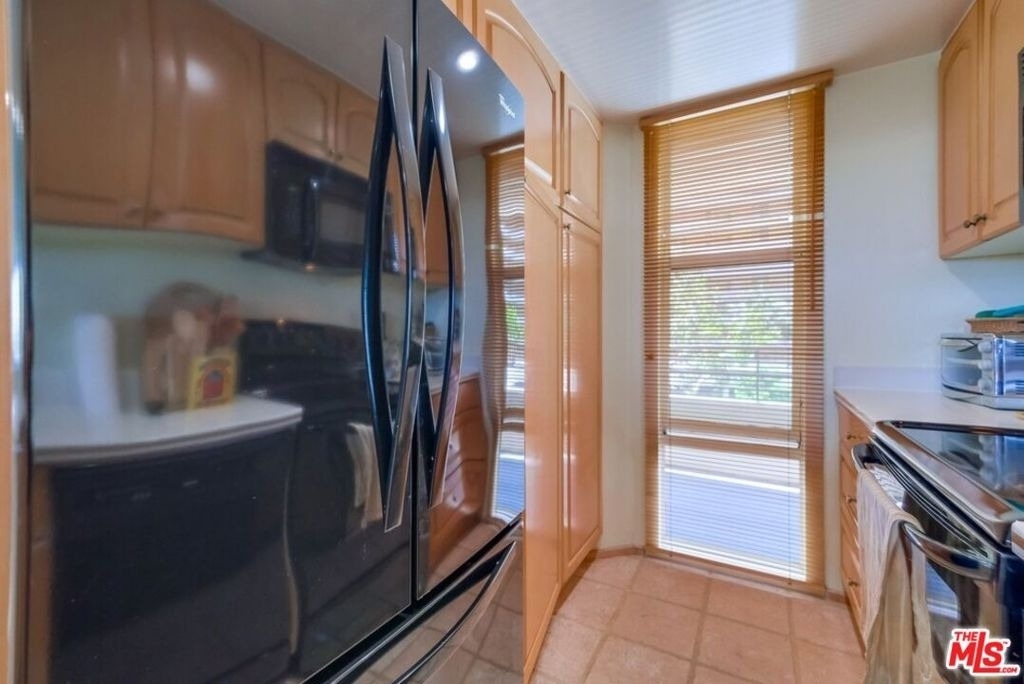 4337 Marina City - Photo 8