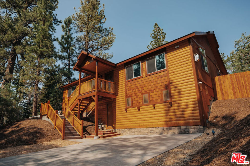 315 Northern Cross Drive - Photo 1
