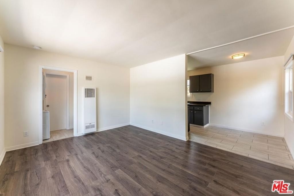10708 1/2 Moorpark Street - Photo 4