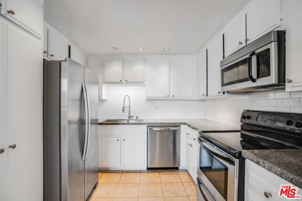 321 S San Vicente Boulevard - Photo 3