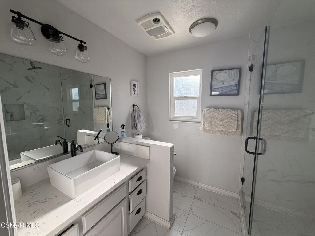9251 Notre Dame Avenue - Photo 14