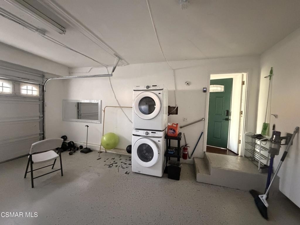 9251 Notre Dame Avenue - Photo 28