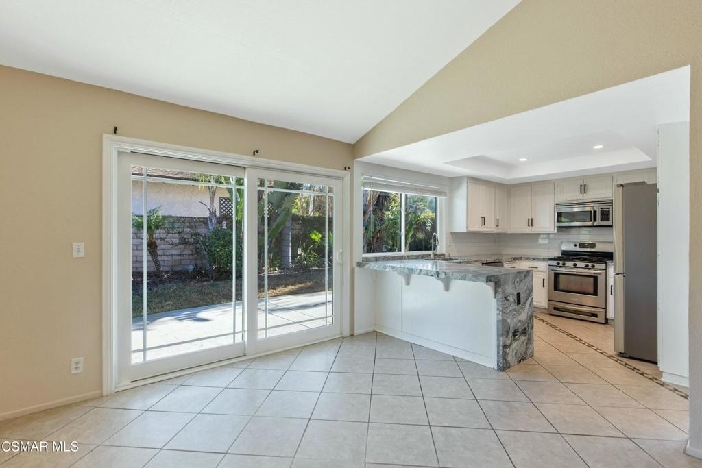 3332 Holloway Street - Photo 18