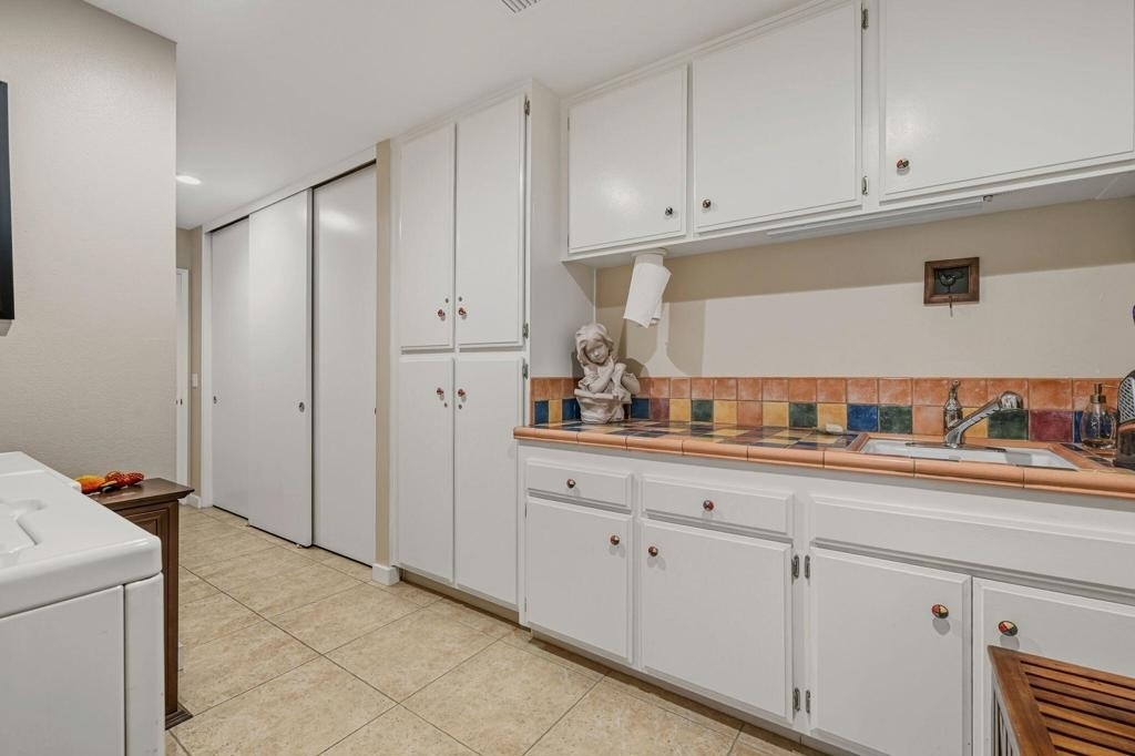 10 Whittier Court - Photo 41