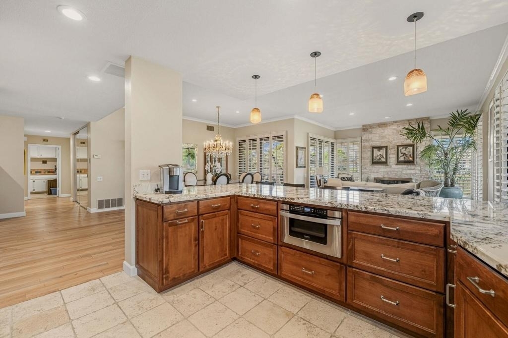 10 Whittier Court - Photo 17