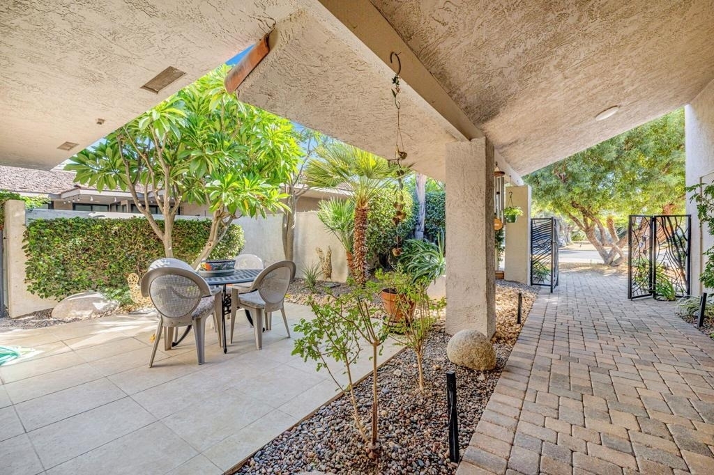 10 Whittier Court - Photo 4