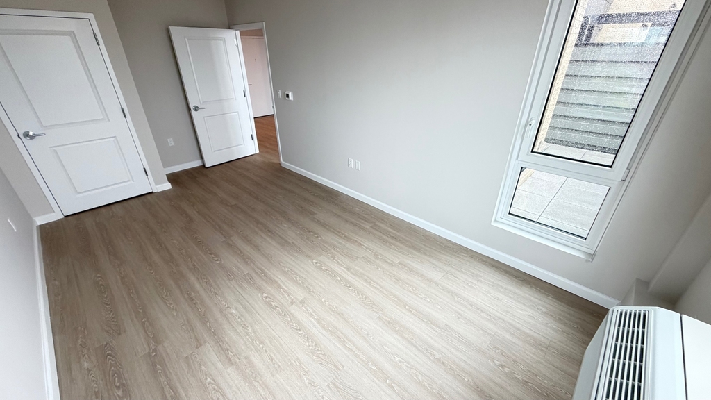 183-03 Hillside Avenue - Photo 17