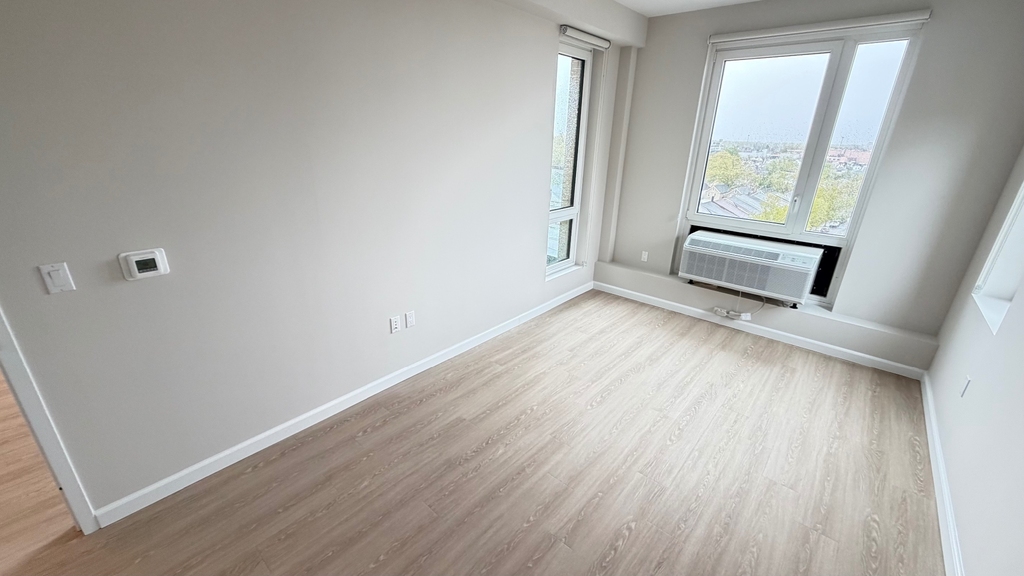 183-03 Hillside Avenue - Photo 15