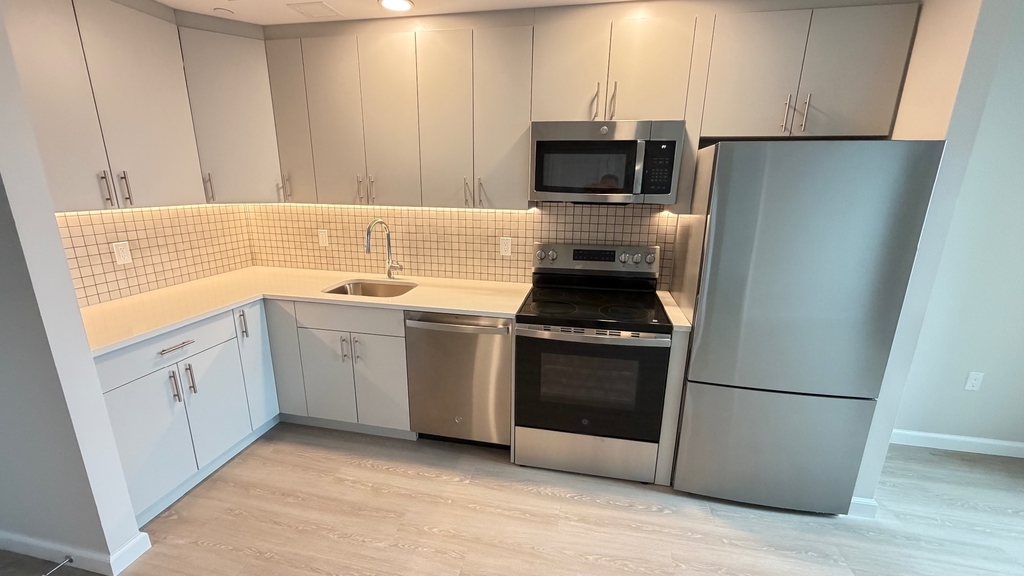 183-03 Hillside Avenue - Photo 1