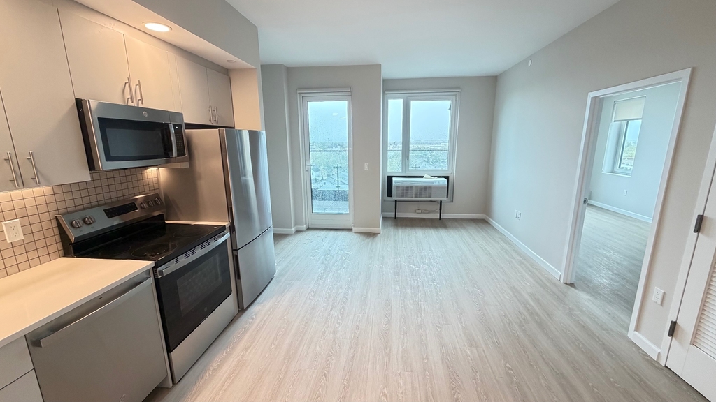 183-03 Hillside Avenue - Photo 5