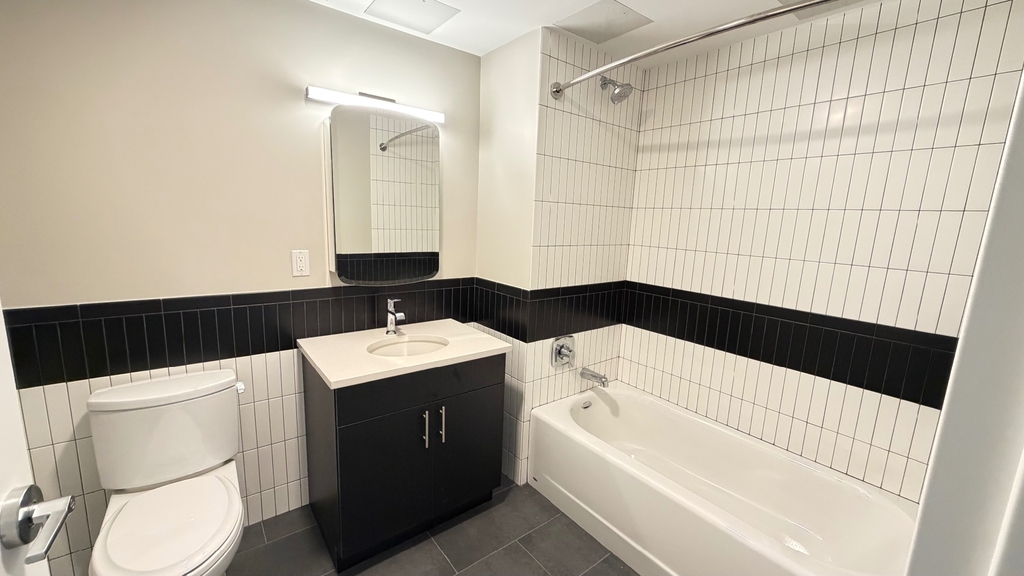 183-03 Hillside Avenue - Photo 9
