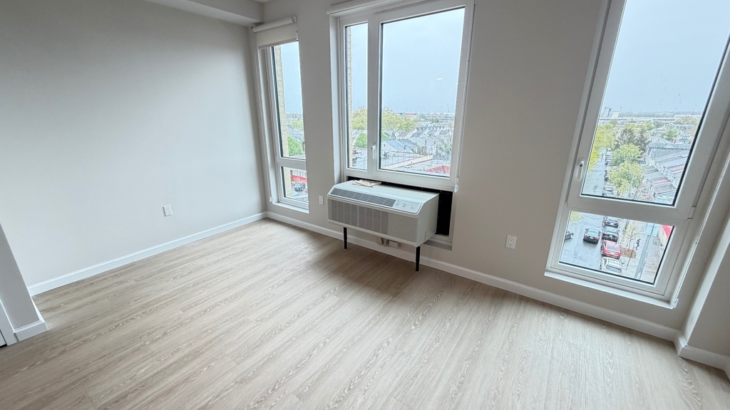 183-03 Hillside Avenue - Photo 12