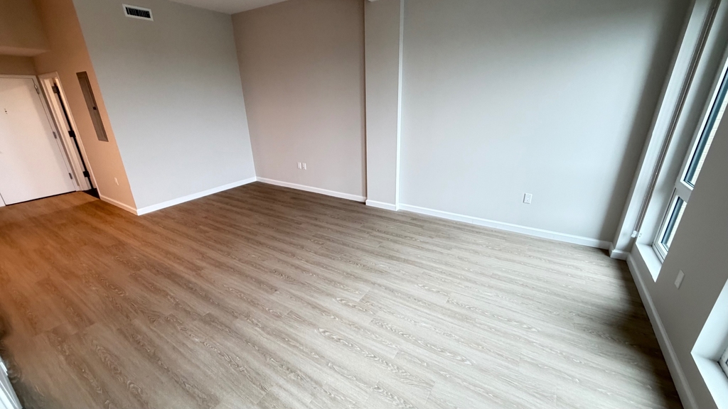 183-03 Hillside Avenue - Photo 14