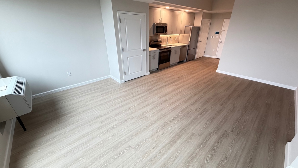 183-03 Hillside Avenue - Photo 11