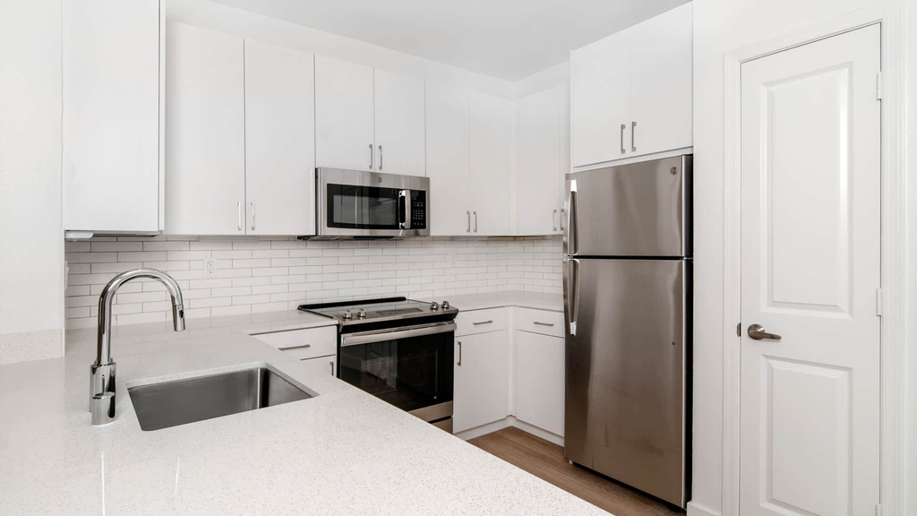 101 Mclellan Drive - Photo 6