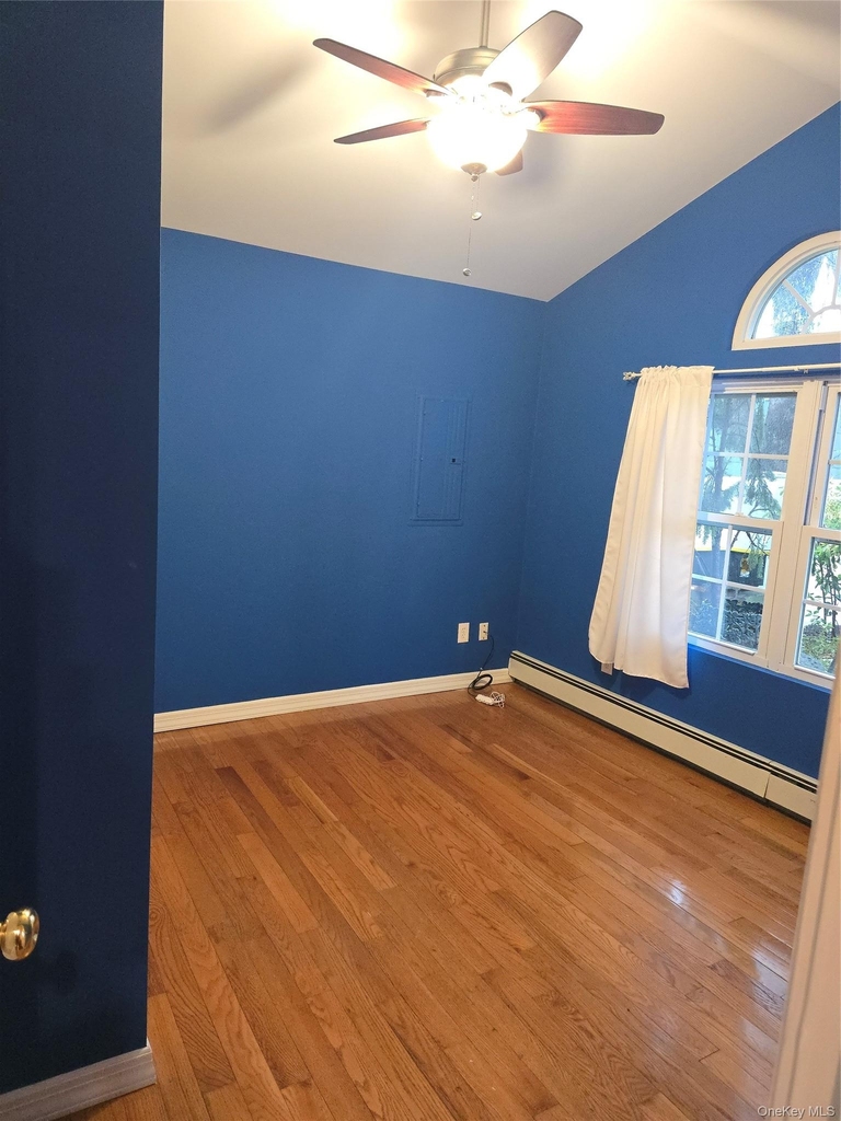 8 Roswell Ave - Photo 5
