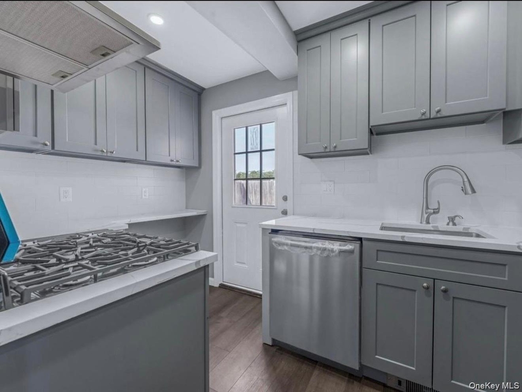 6 E Barclay Street - Photo 5