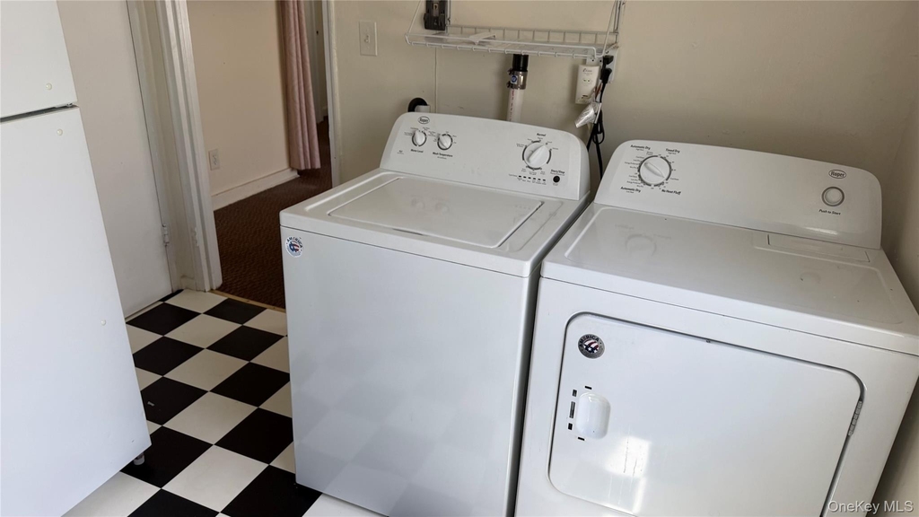 7442 260th Street - Photo 4