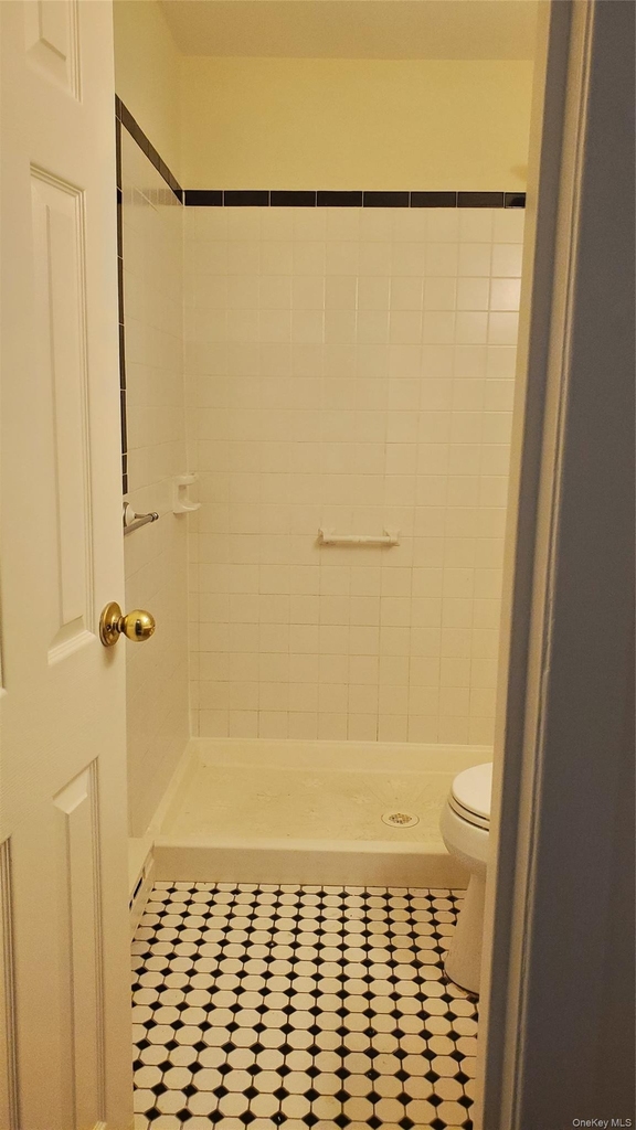101 Sylvan Avenue - Photo 9
