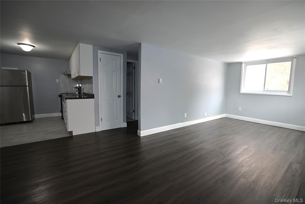 1805 Parr Lake Drive - Photo 4
