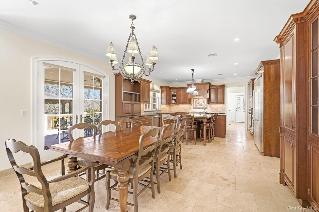 590 West Street - Photo 7