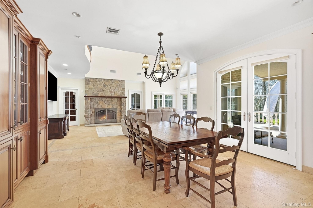 590 West Street - Photo 8